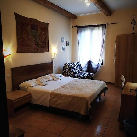 Ca Tron Apartment Next To Rialto Bridge Венеция Екстериор снимка