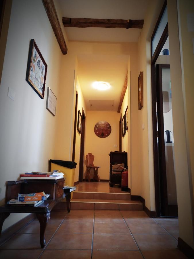 Ca Tron Apartment Next To Rialto Bridge Венеция Екстериор снимка
